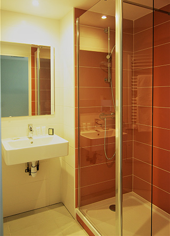 apparthotel-torcy-salle-de-bain